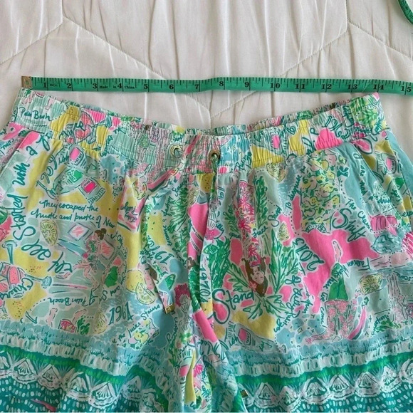Lilly Pulitzer draw string Palm Beach Rayon Shorts - Picture 4 of 7